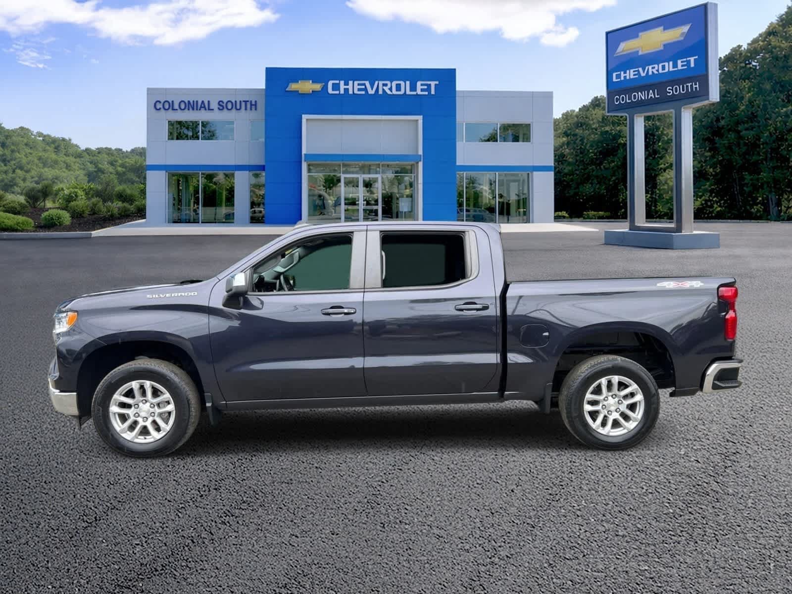 Certified 2023 Chevrolet Silverado 1500 LT AWD/4WD image 3