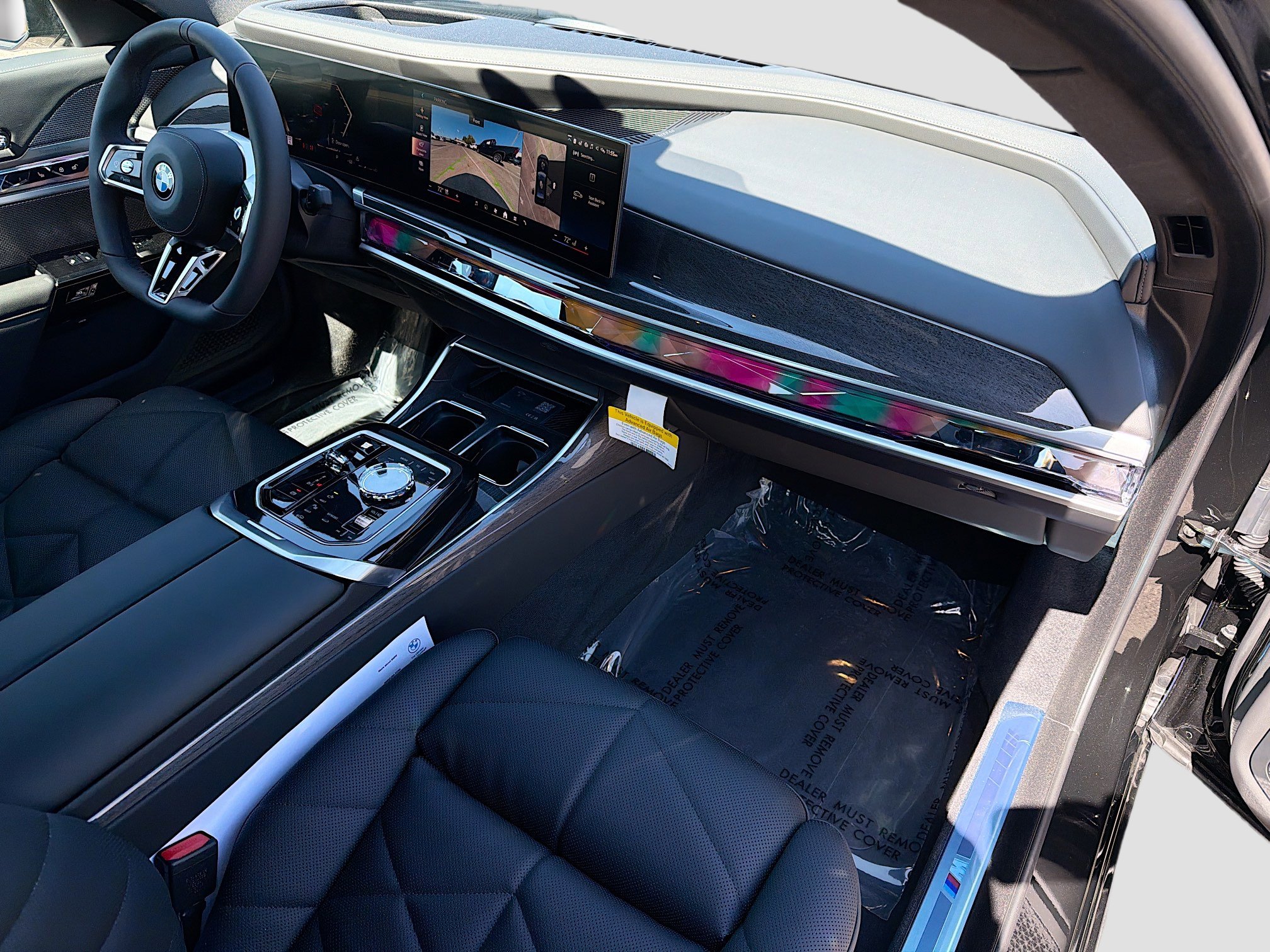 New 2026 BMW 740i xDrive w/ Premium Package image 14