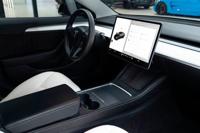 Used 2021 Tesla Model 3 Performance AWD/4WD image 32