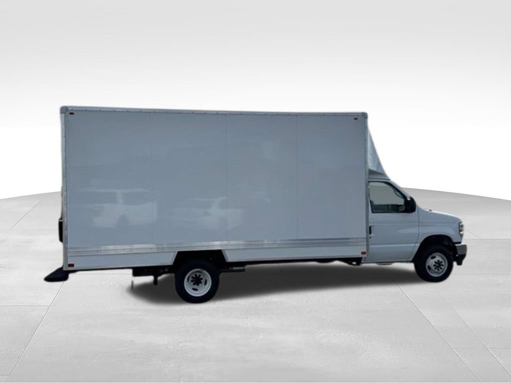 New 2025 Ford E-450 and Econoline 450 Super Duty w/ Power Equipment Group RWD image 3