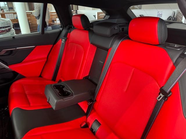 Certified 2025 BMW M5 Touring image 10