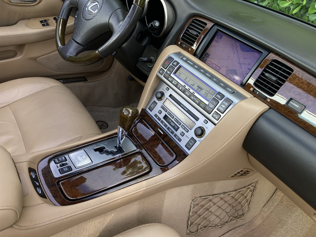 Used 2006 Lexus SC 430 Convertible RWD image 31