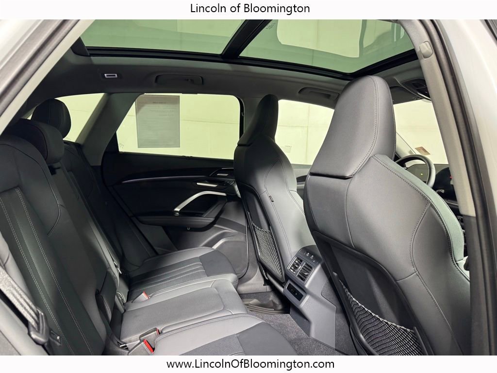 Used 2025 Audi Q5 Premium Plus w/ Premium Plus image 17