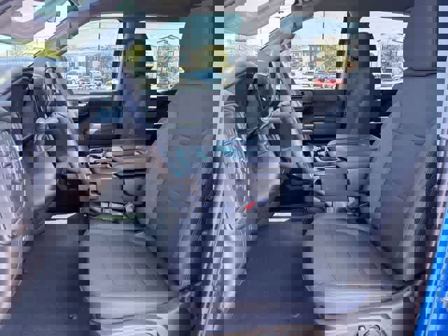 Used 2026 Chevrolet Silverado 1500 Custom w/ LPO, Dark Essentials Package image 17