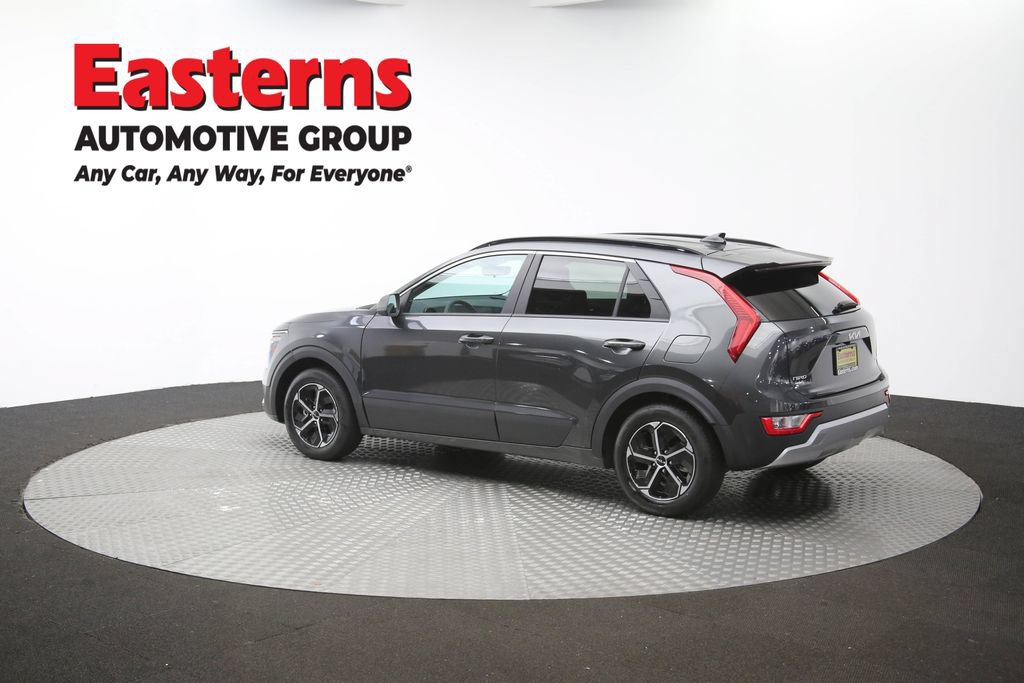 Used 2025 Kia Niro LX FWD image 61