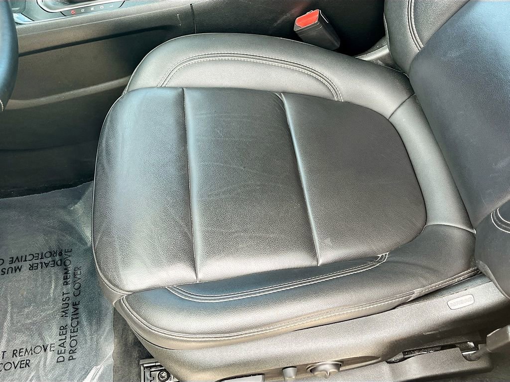 Used 2023 Chevrolet Traverse LT w/ LT Premium Package image 20