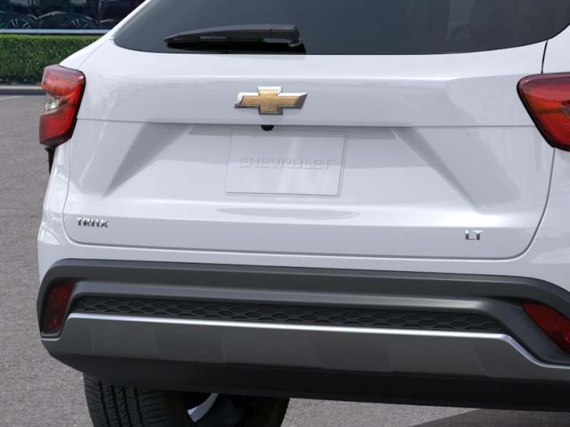 New 2026 Chevrolet Trax LT w/ LT Convenience Package FWD image 14