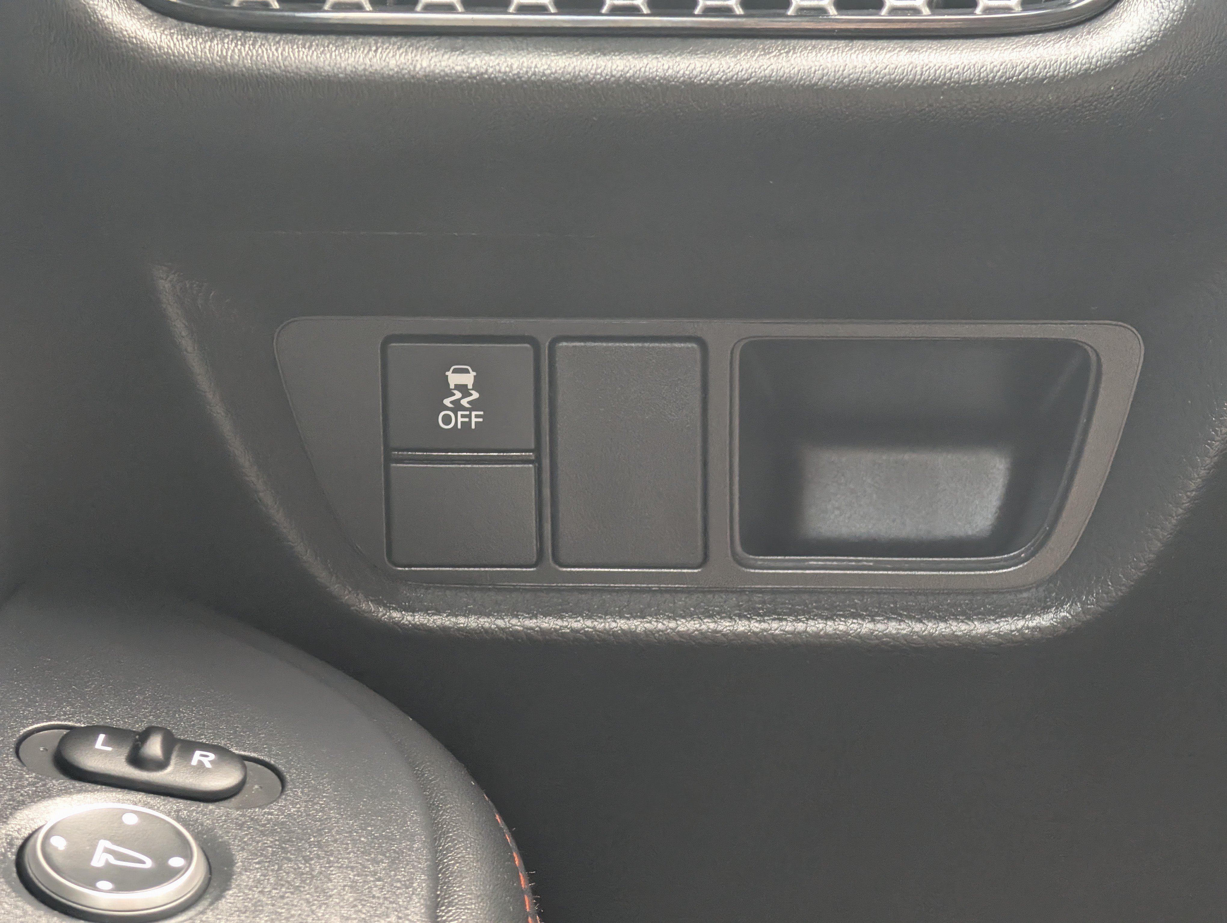 Used 2024 Honda HR-V Sport image 26