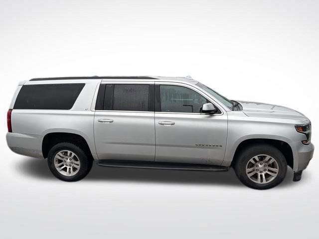Used 2018 Chevrolet Suburban LT image 2
