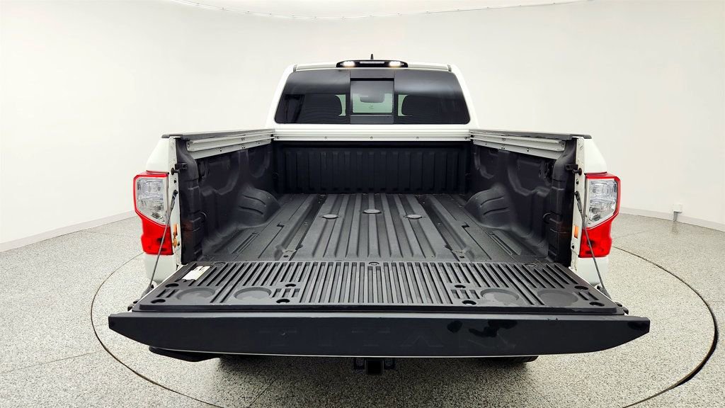 Used 2023 Nissan Titan SV w/ SV Convenience Package AWD/4WD image 21