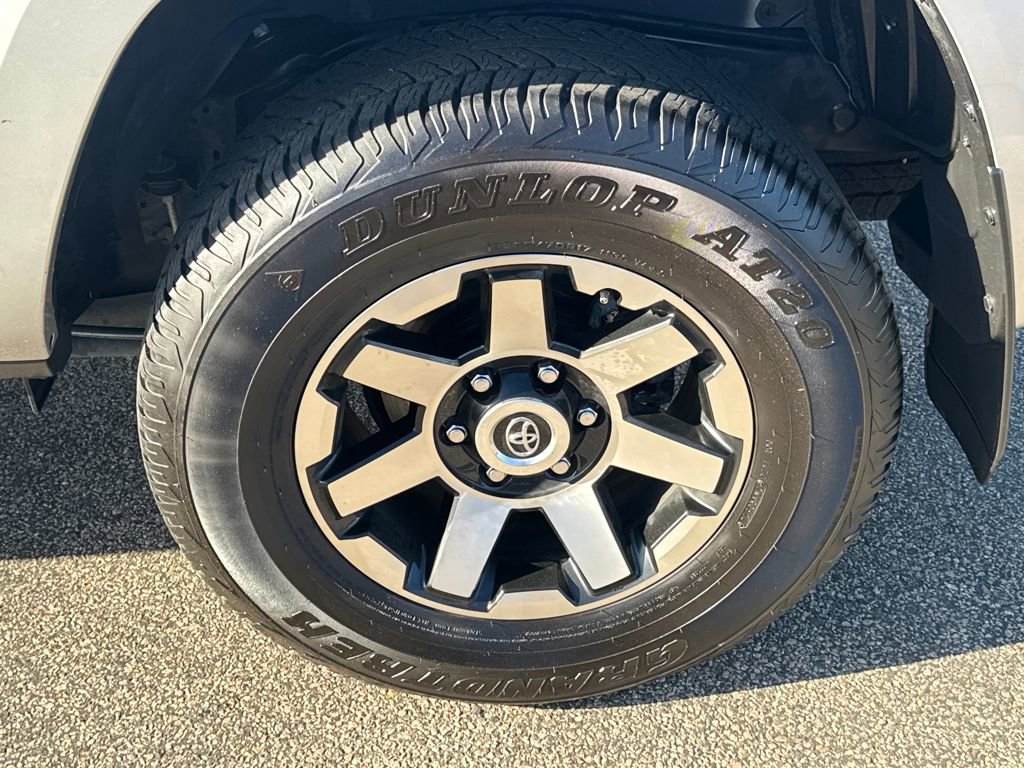 Used 2024 Toyota 4Runner TRD Off-Road Premium image 40