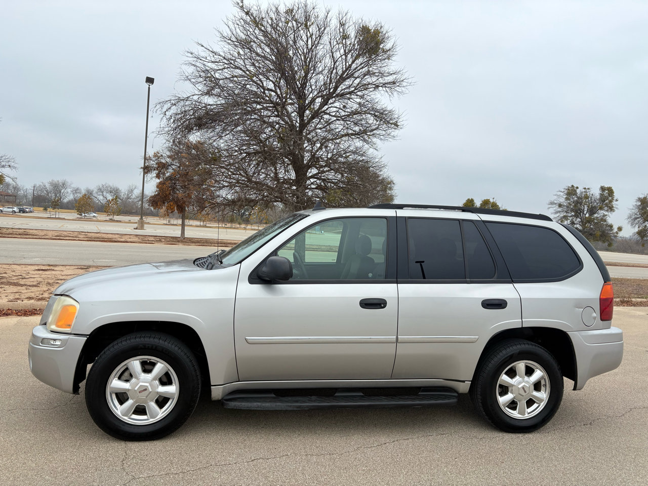 Used 2007 GMC Envoy SLE image 12