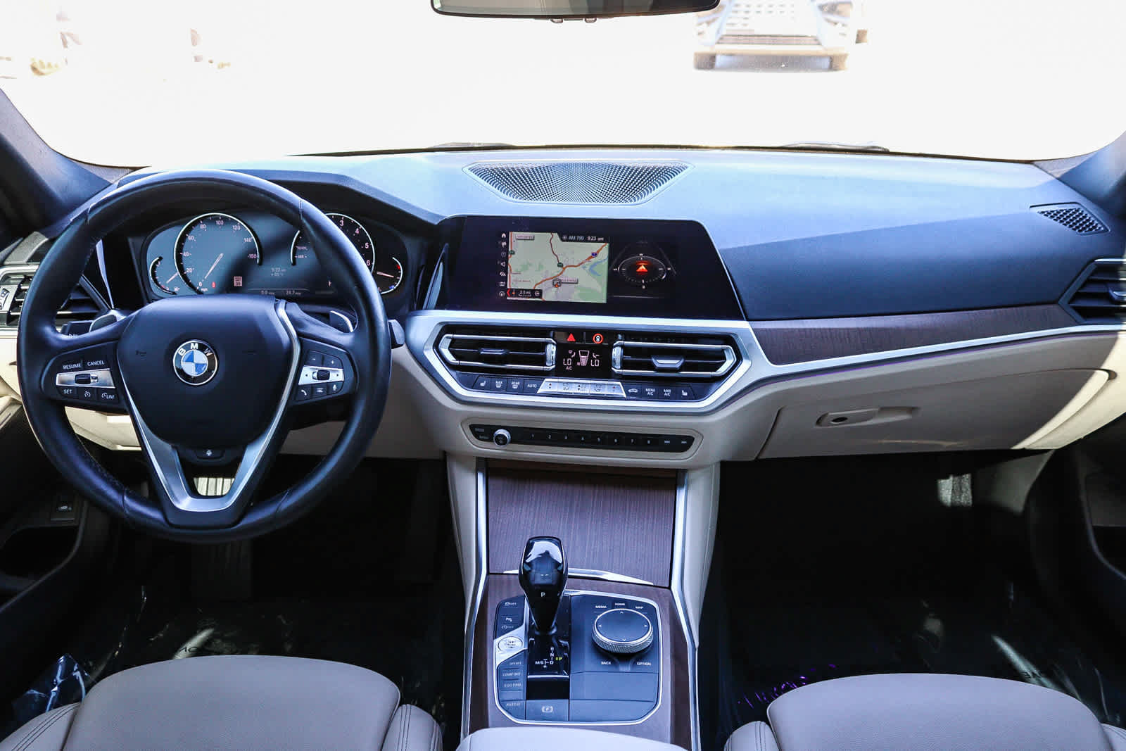 Used 2020 BMW 330i xDrive Sedan w/ Convenience Package AWD/4WD image 15