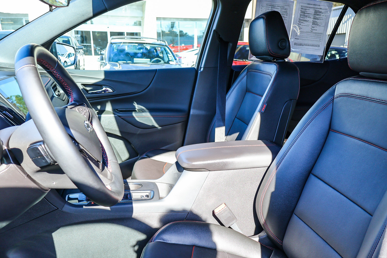 Used 2024 Chevrolet Equinox RS w/ RS Leather Package FWD image 14