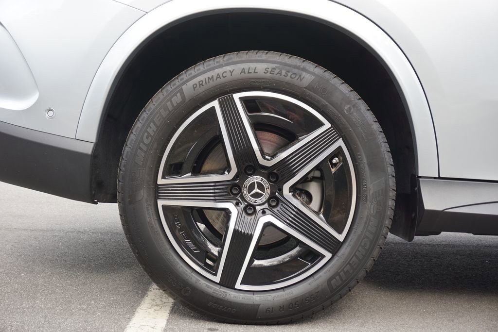 Certified 2025 Mercedes-Benz GLC 300 GLC 300 image 18