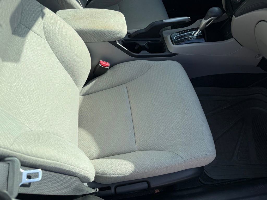 Used 2013 Honda Civic LX image 15