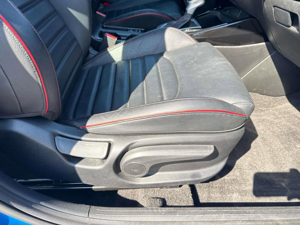 Certified 2023 Kia Forte GT w/ GT2 Package FWD image 17