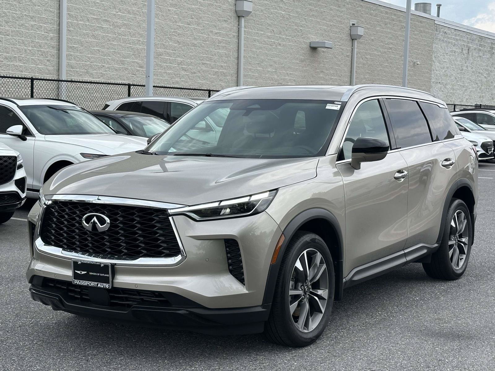 Used 2025 INFINITI QX60 Luxe w/ Vision Package