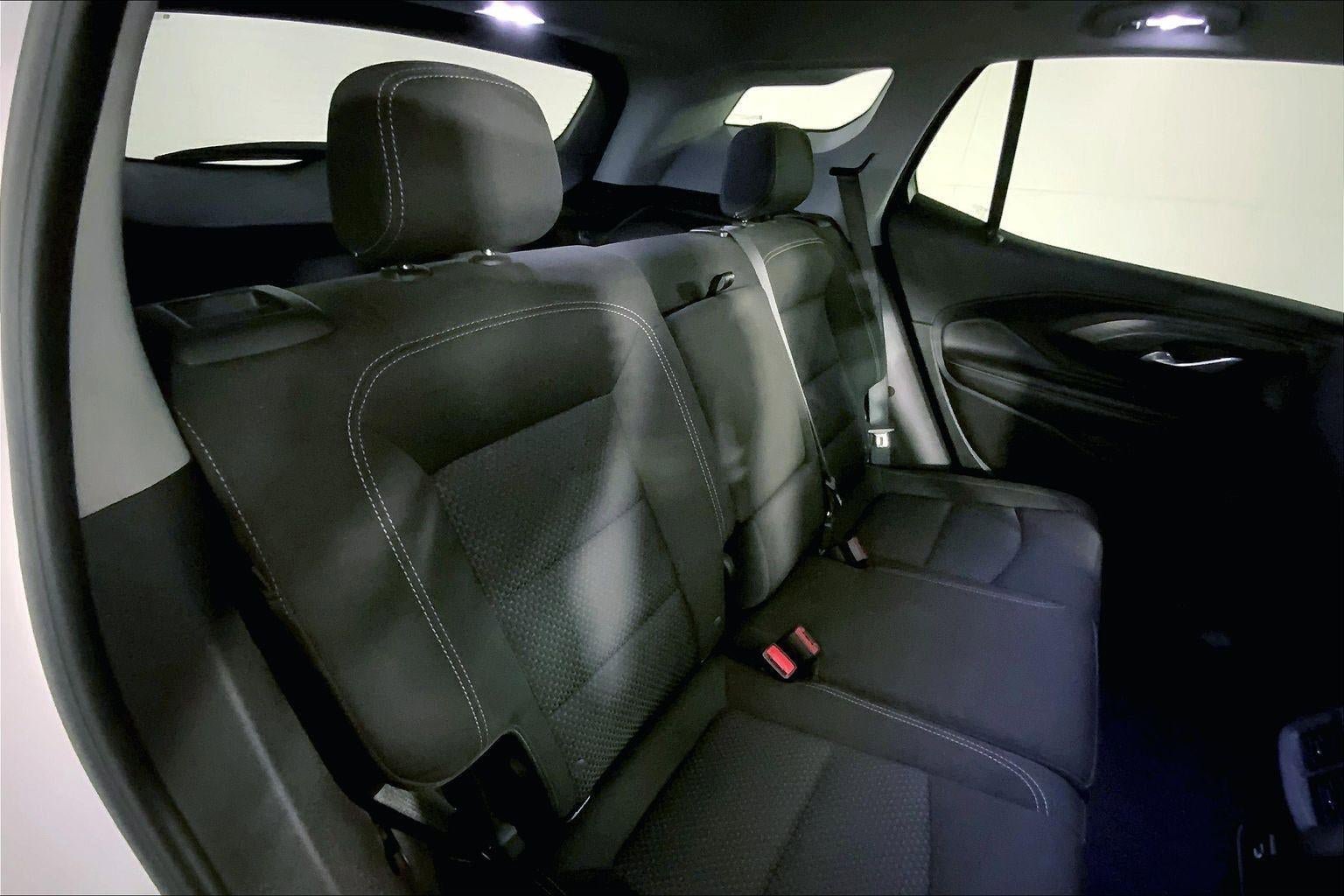 Used 2024 GMC Terrain SLE image 22