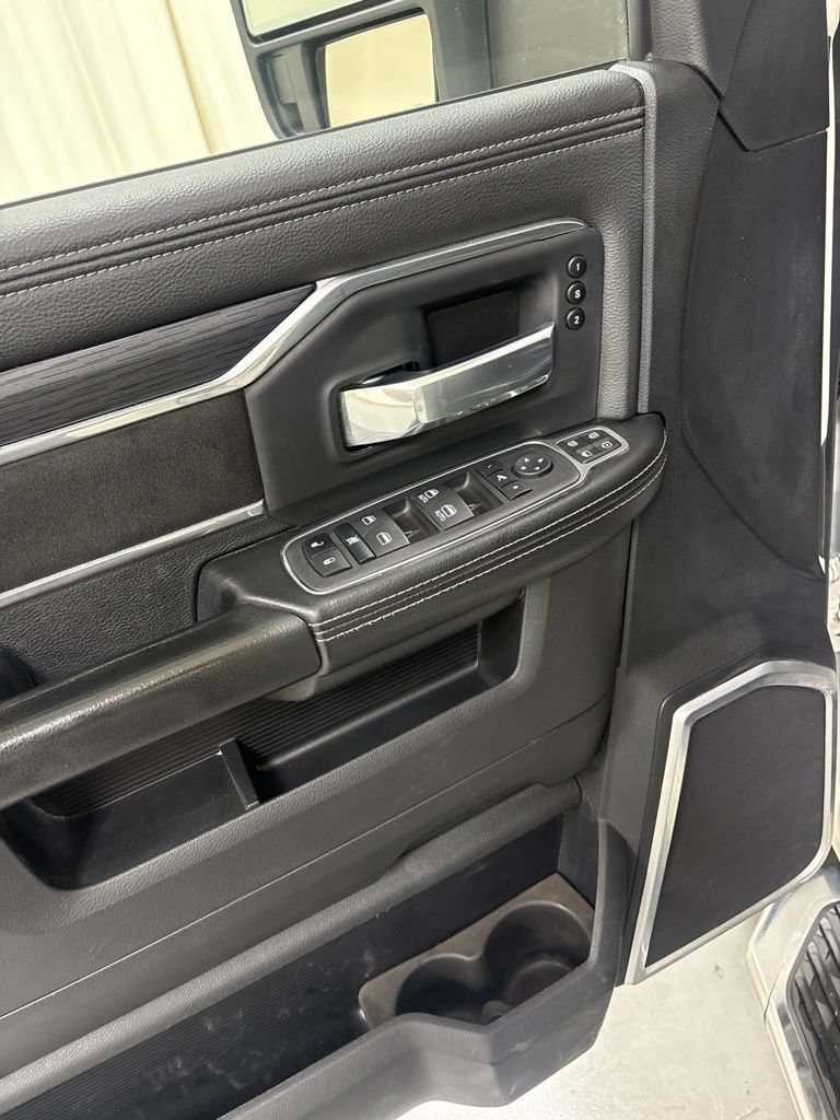 Used 2024 RAM 3500 Laramie w/ Sport Appearance Package AWD/4WD image 19