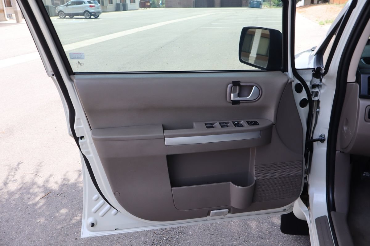 Used 2008 Mitsubishi Endeavor LS AWD/4WD image 23