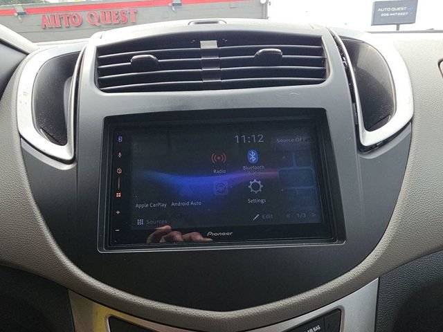 Used 2015 Chevrolet Trax LT w/ LT Plus Package FWD image 14