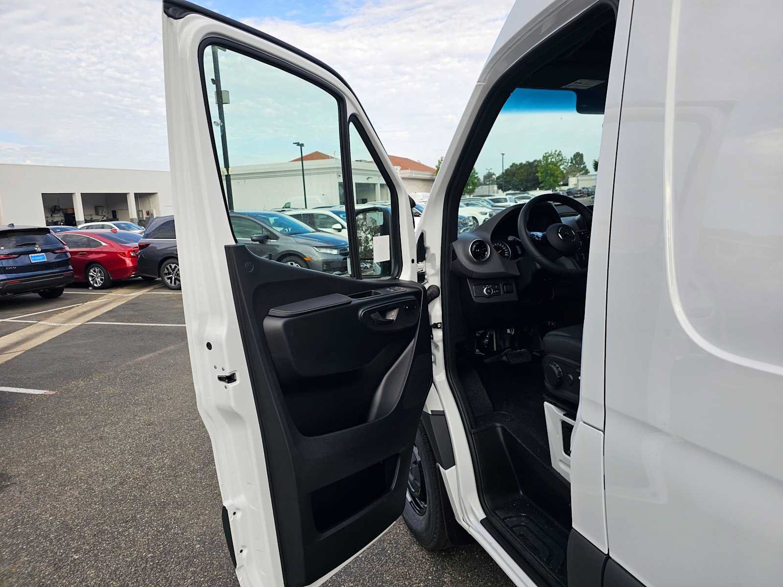 New 2026 Mercedes-Benz Sprinter 2500 image 18