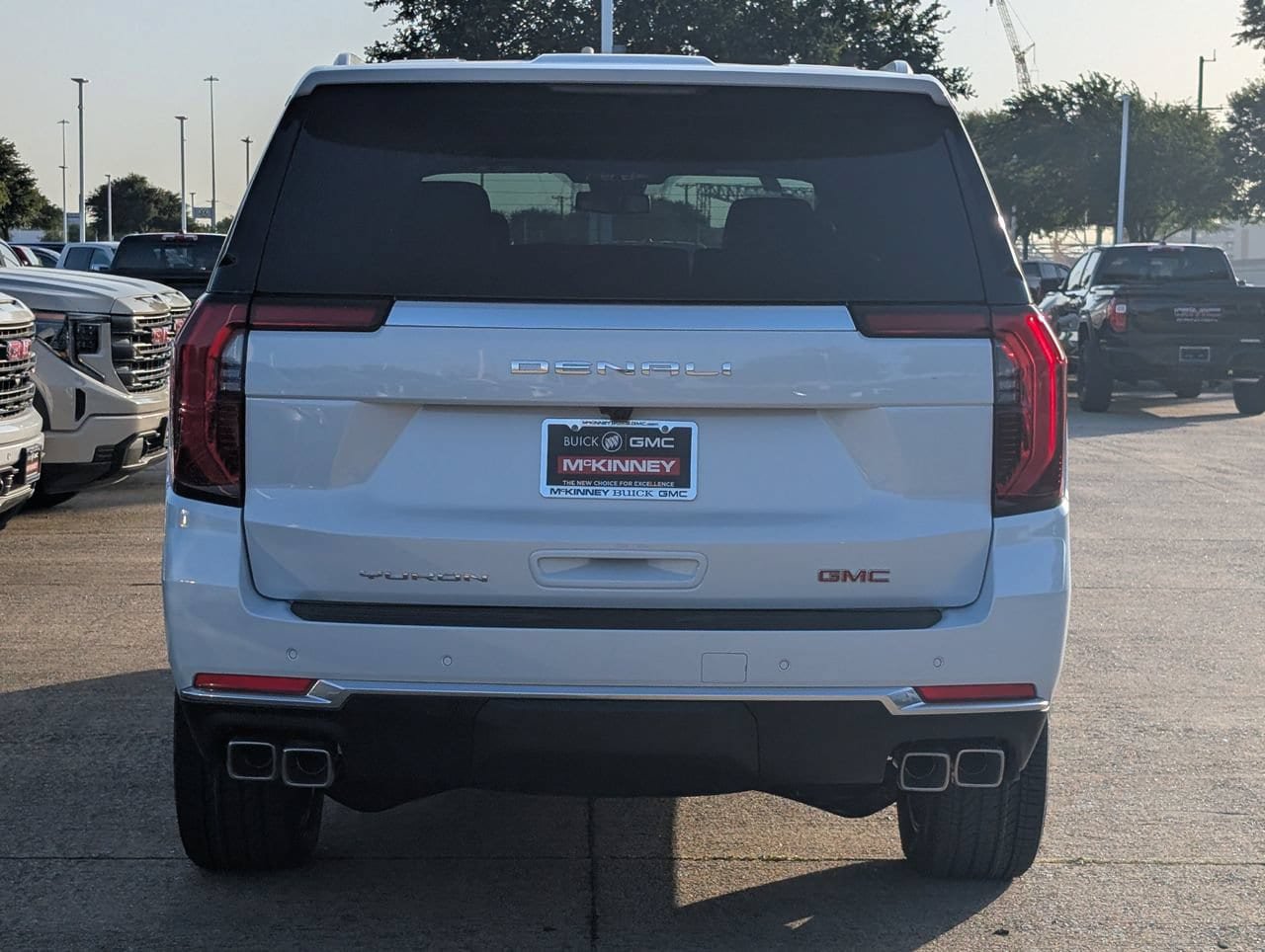 New 2026 GMC Yukon XL Denali w/ Sun & Power Step Package AWD/4WD image 5