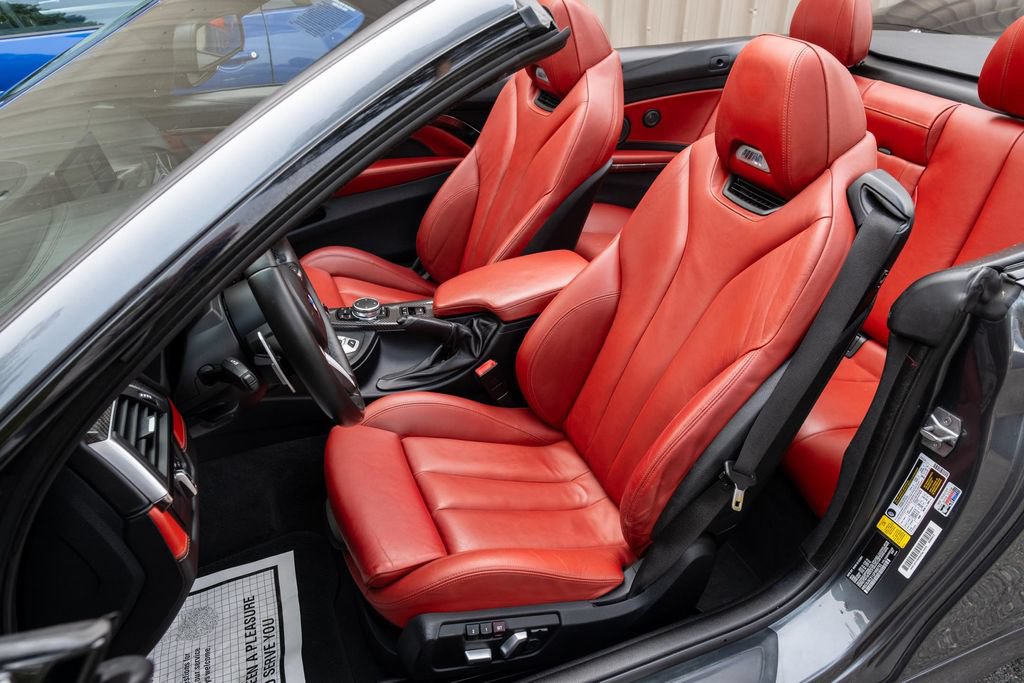 Used 2016 BMW M4 Convertible RWD image 13