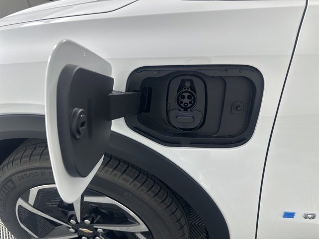 New 2026 Chevrolet Equinox EV LT image 10