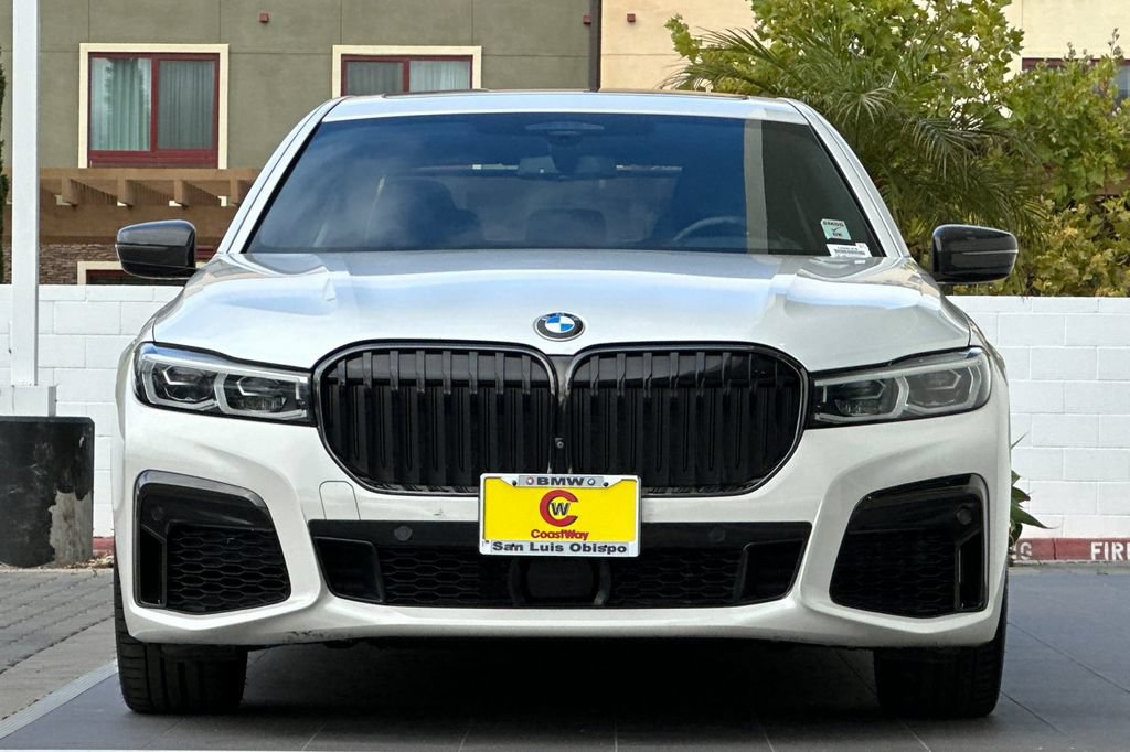 Used 2022 BMW 750i xDrive w/ Executive Package AWD/4WD image 8