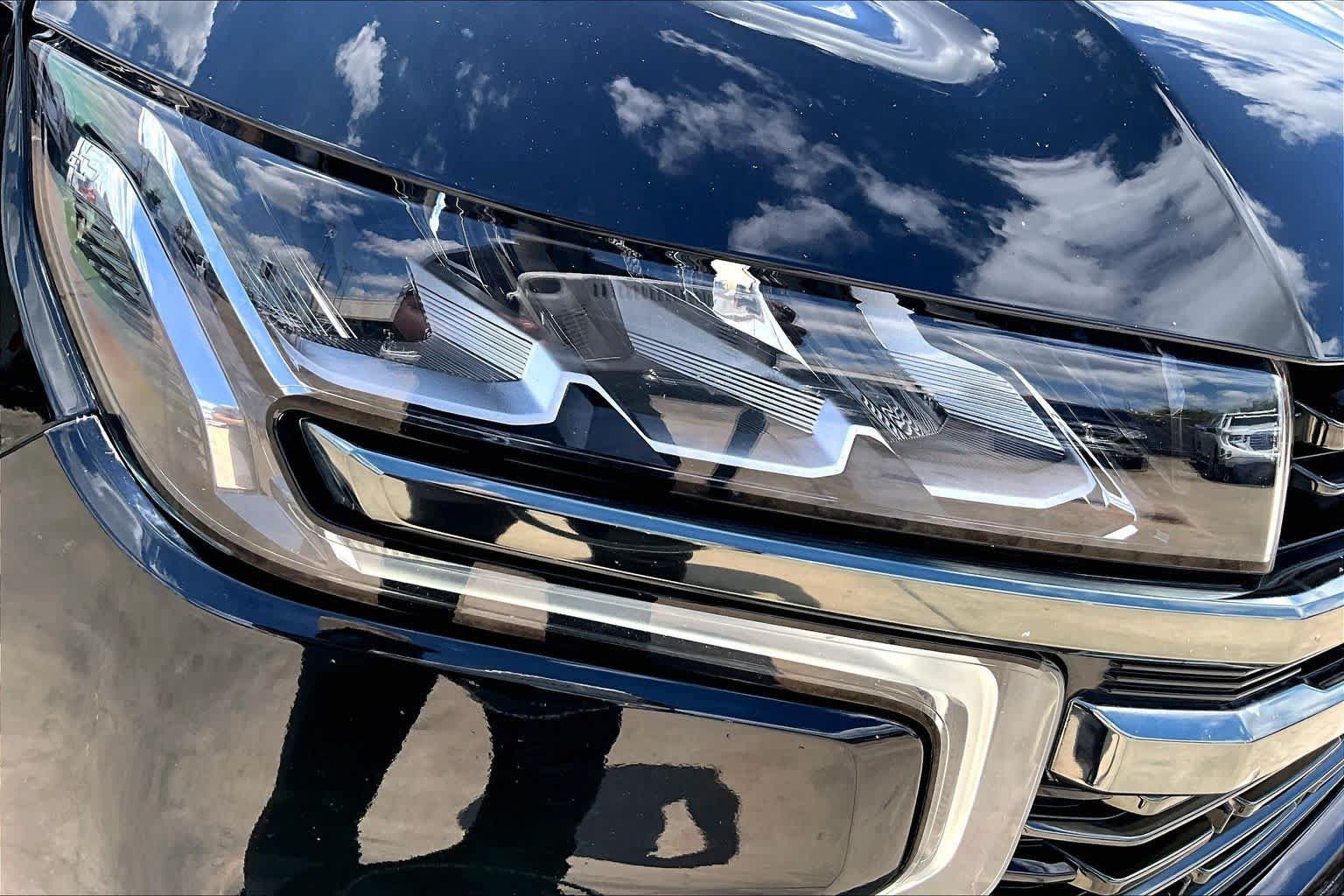 Used 2021 Chevrolet Tahoe RST w/ Luxury Package AWD/4WD image 28