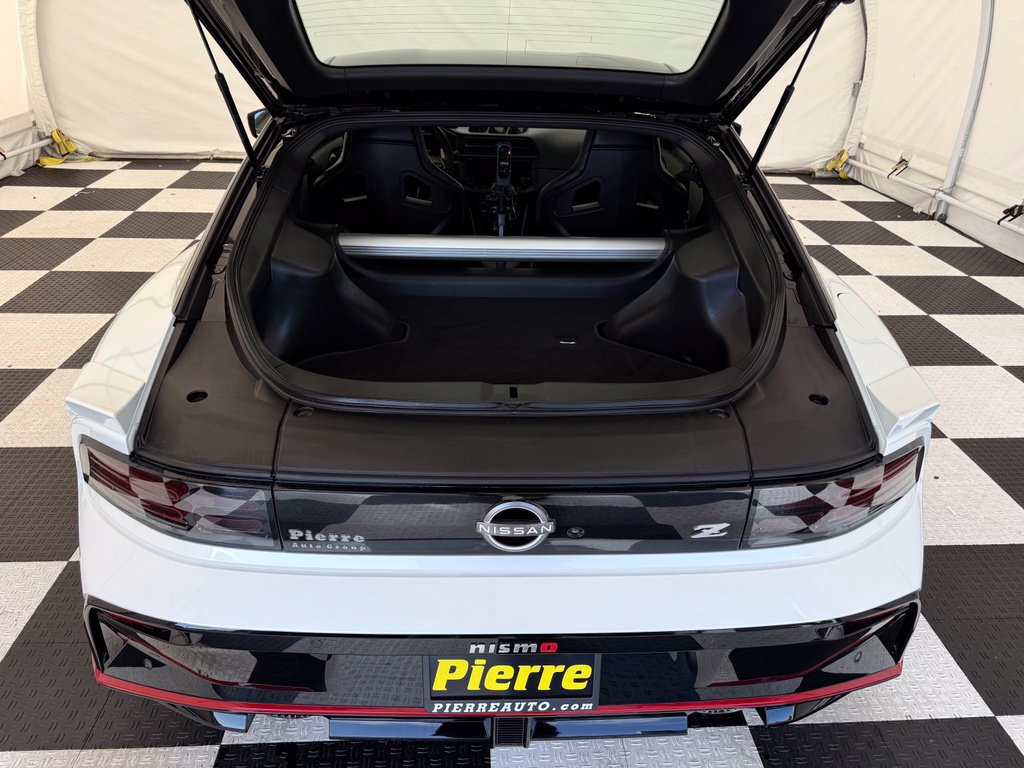Used 2024 Nissan Z NISMO w/ Floor Mat Package RWD image 4