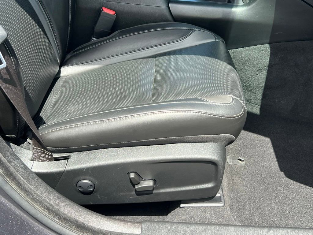 Used 2022 Dodge Charger SXT w/ Plus Group RWD image 16