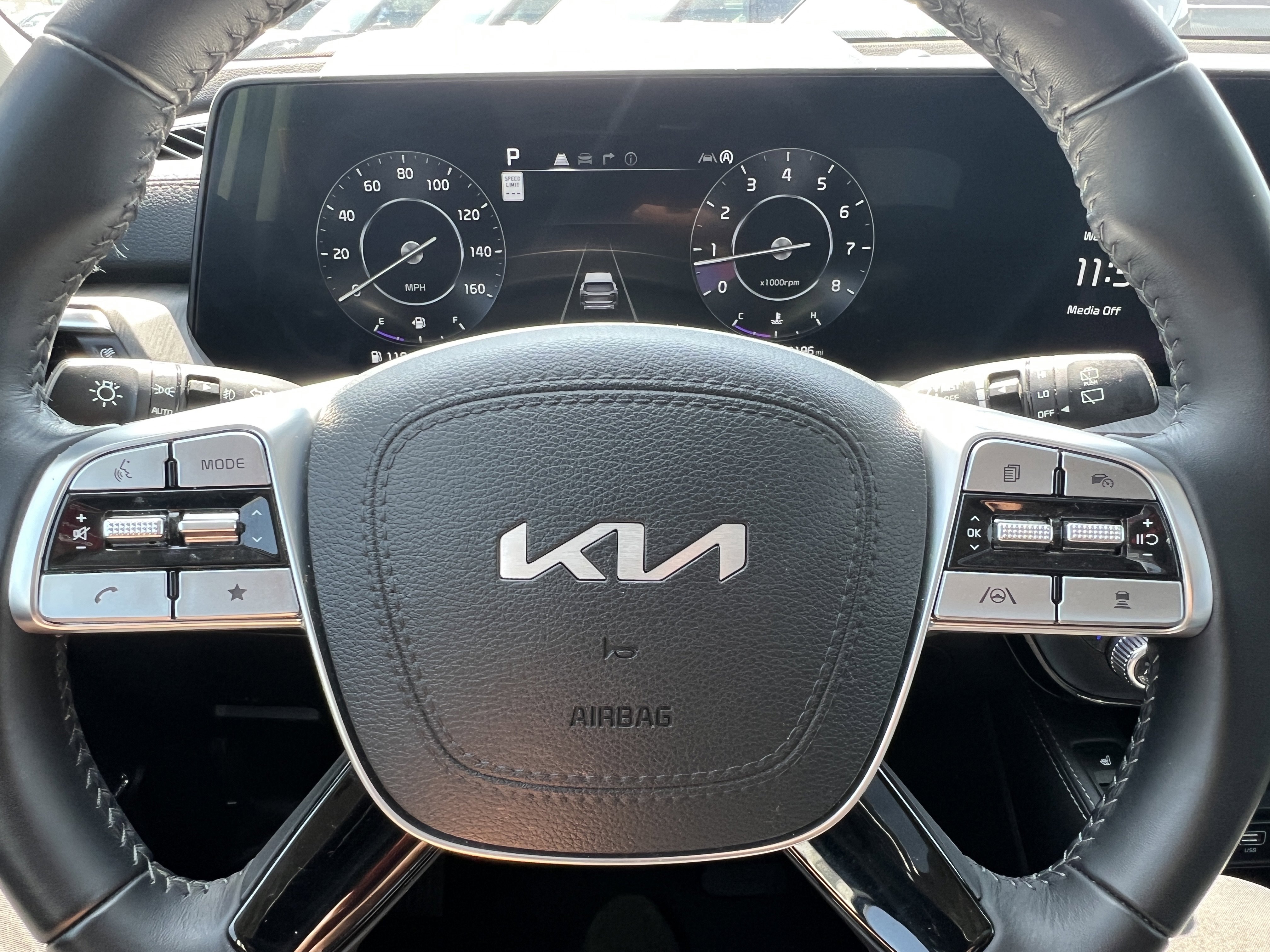 Certified 2024 Kia Telluride SX image 26