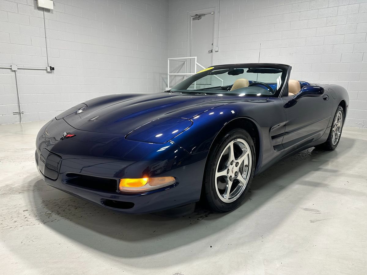 Used 2000 Chevrolet Corvette Convertible image 15