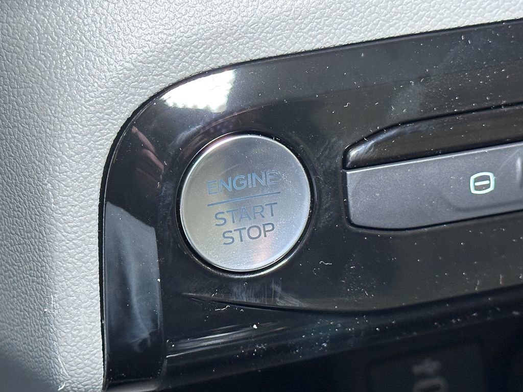 New 2026 Ford Escape SE image 24