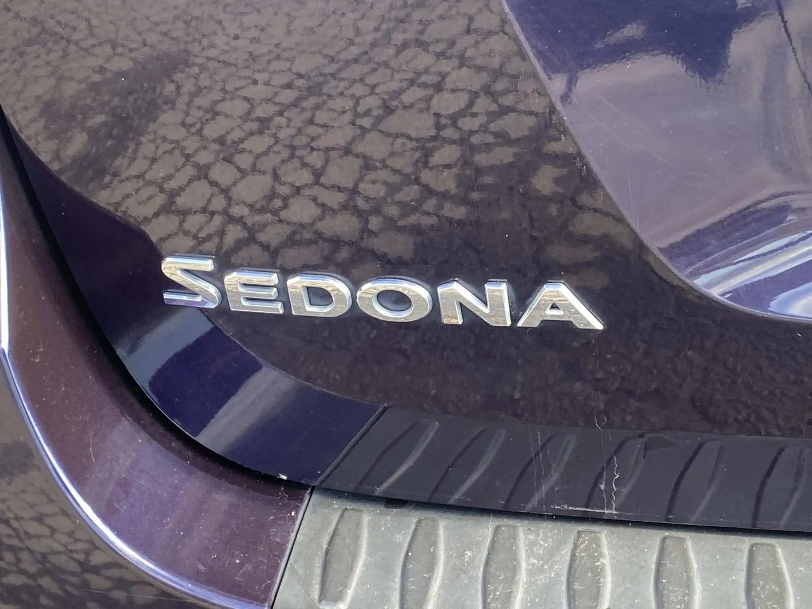 Used 2018 Kia Sedona EX image 8
