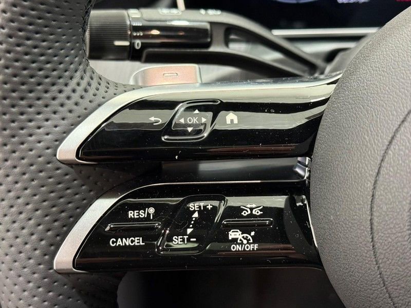 New 2026 Mercedes-Benz C 300 4MATIC Sedan image 11