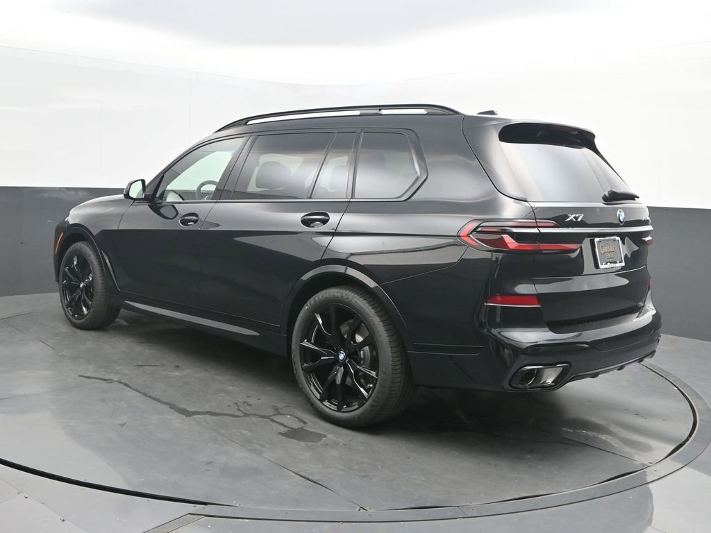 New 2026 BMW X7 xDrive40i w/ M Sport Package AWD/4WD image 3