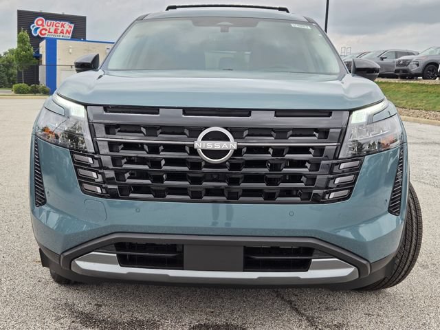 New 2026 Nissan Pathfinder Platinum AWD/4WD image 11