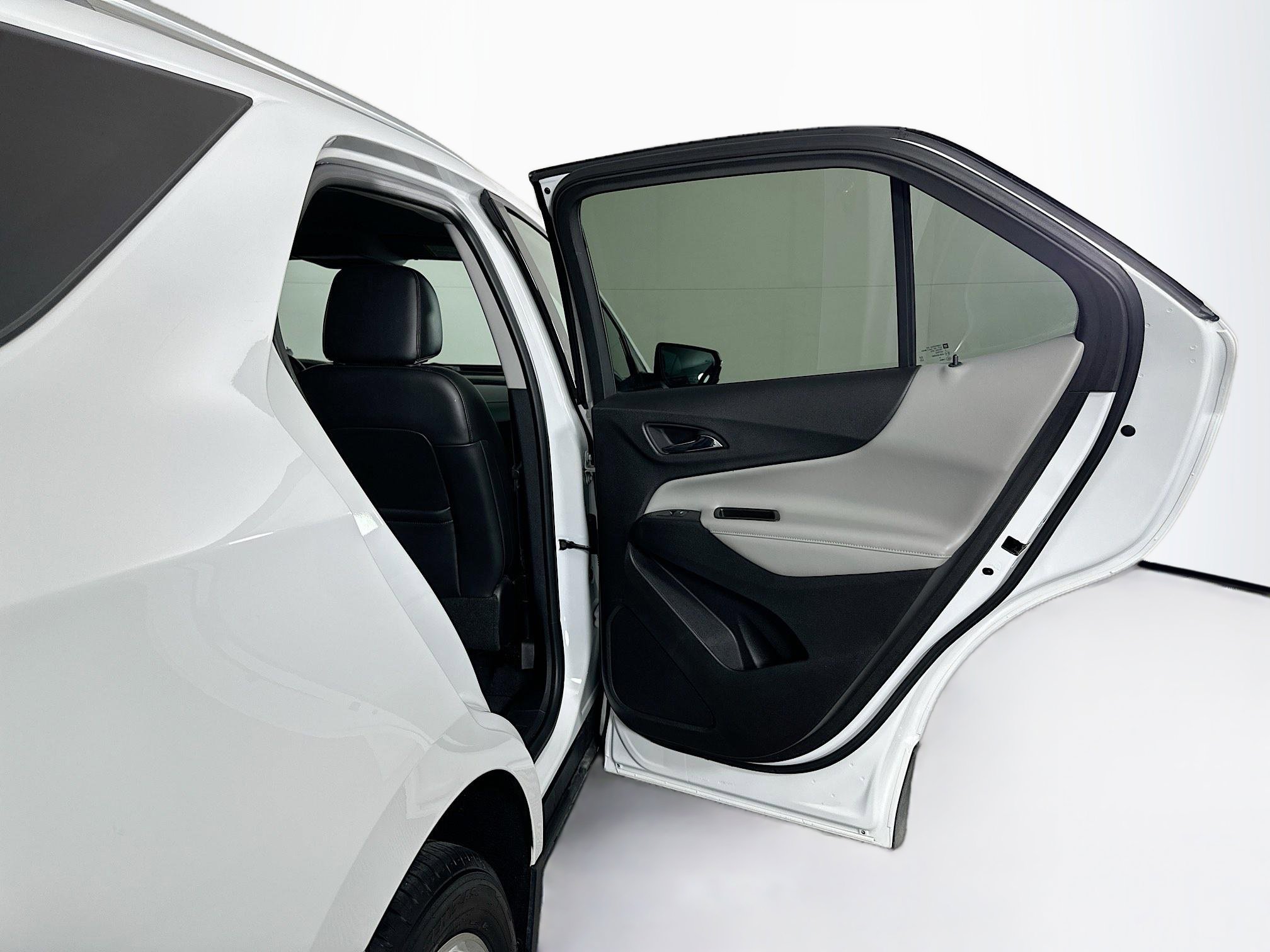 Used 2019 Chevrolet Equinox Premier image 31