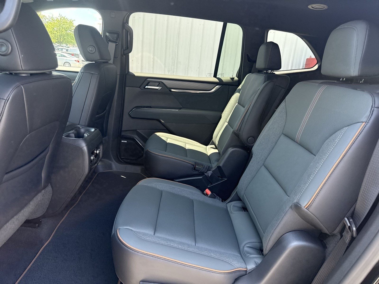 New 2026 GMC Acadia AT4 w/ Luxury Package AWD/4WD image 20
