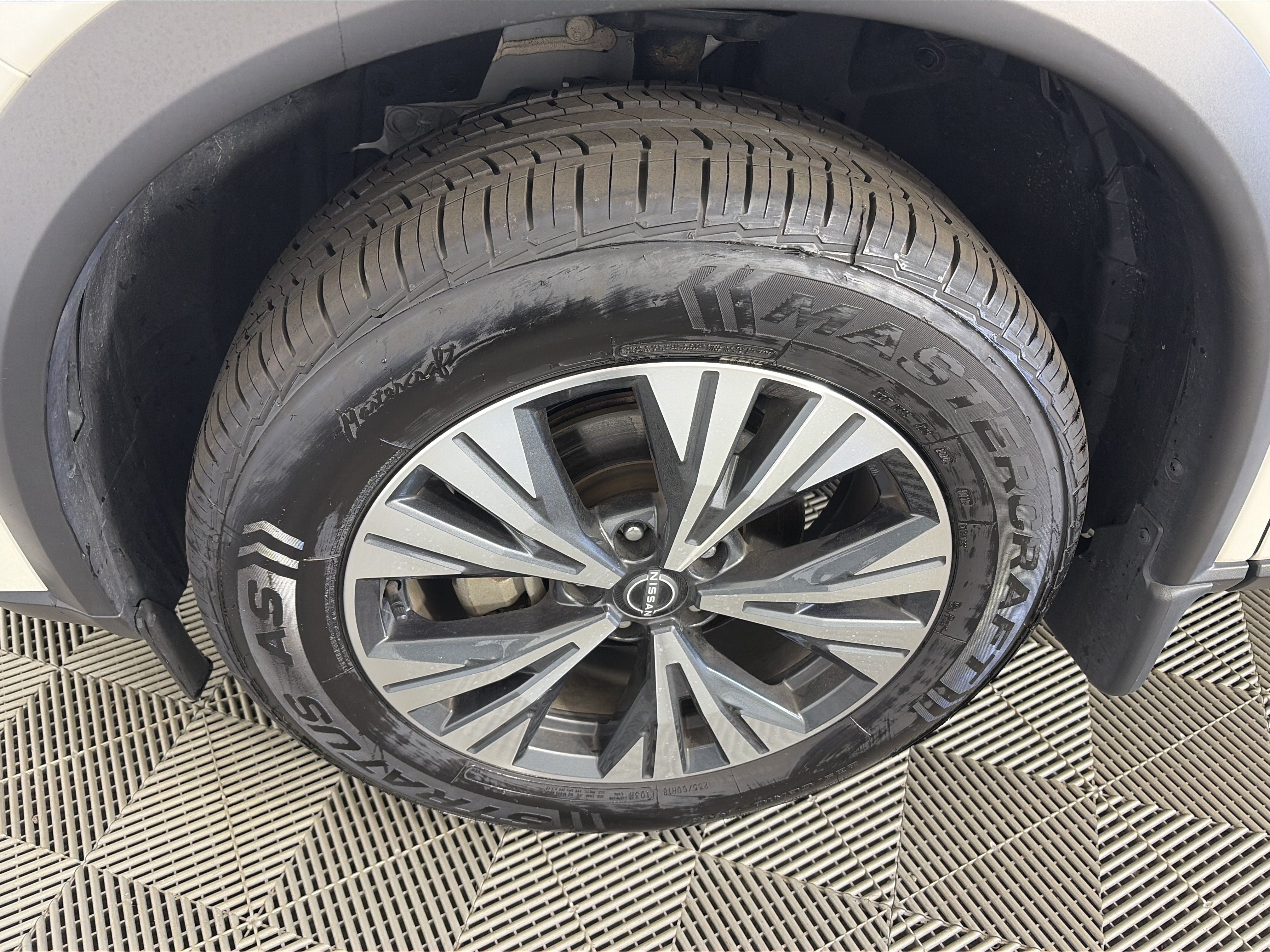 Certified 2023 Nissan Rogue SV AWD/4WD image 13