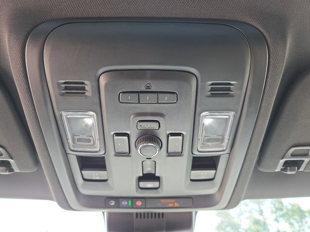 Certified 2024 GMC Yukon AT4 w/ Max Trailering Package AWD/4WD image 32