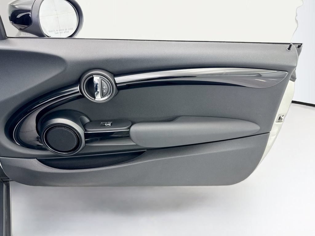 Used 2021 MINI Cooper S FWD image 22