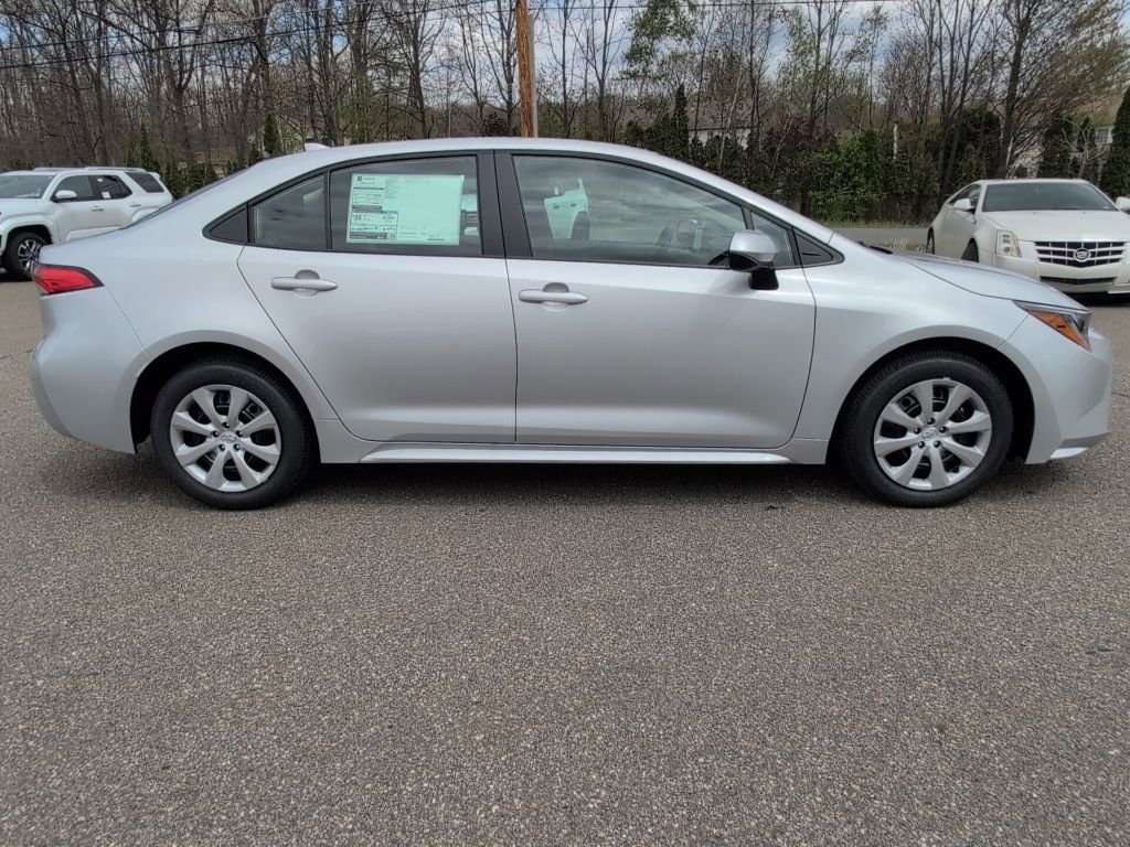 New 2026 Toyota Corolla LE FWD image 8