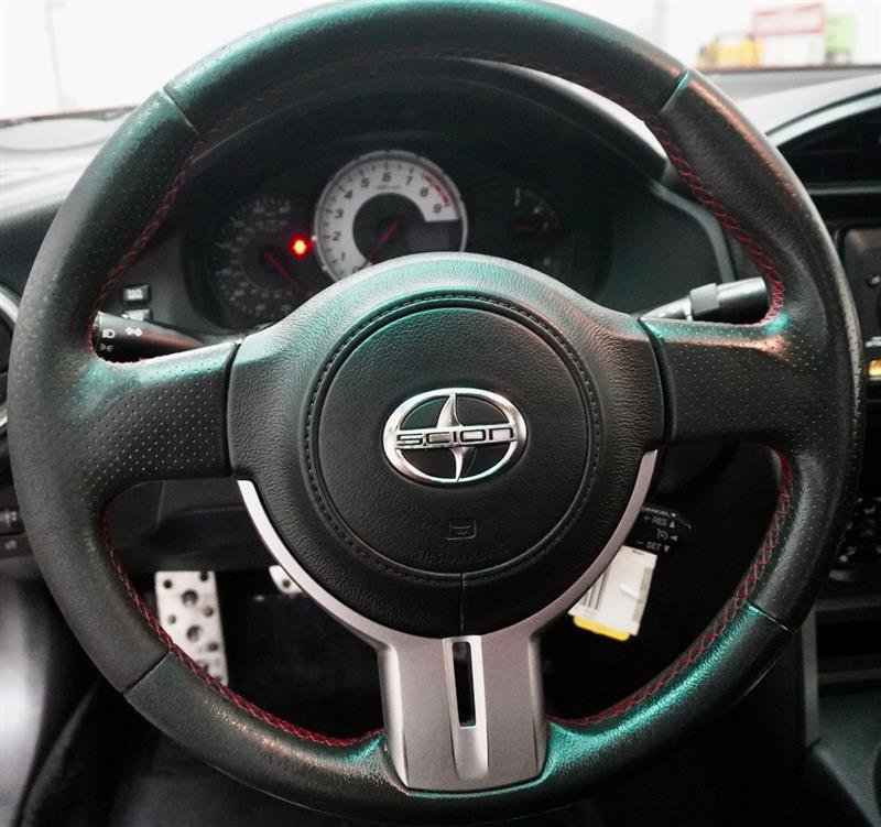 Used 2013 Scion FR-S image 11