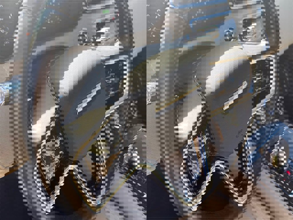 Used 2021 Land Rover Range Rover Velar S image 15