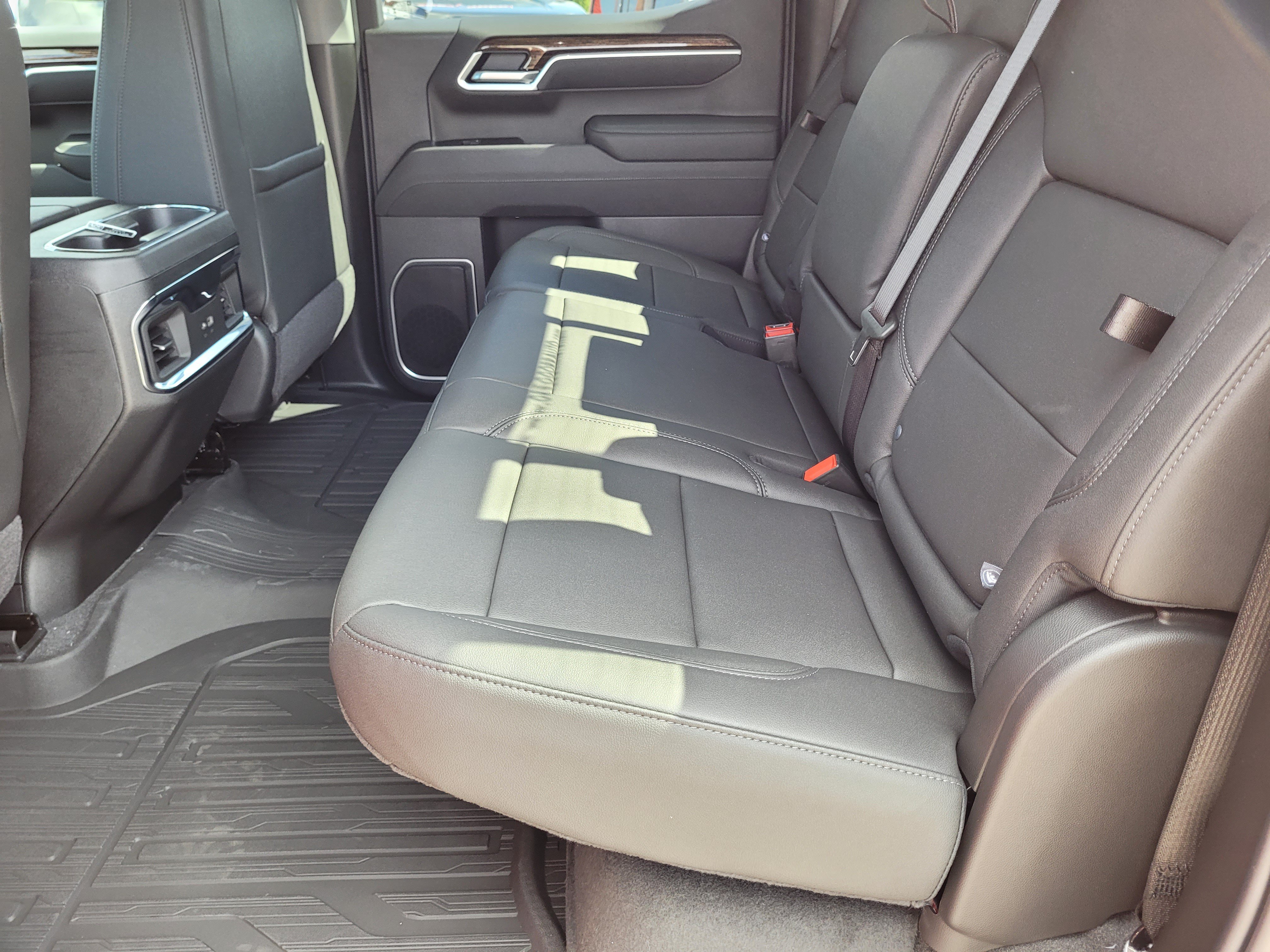 New 2026 GMC Sierra 1500 Elevation w/ Elevation Premium Package AWD/4WD image 25